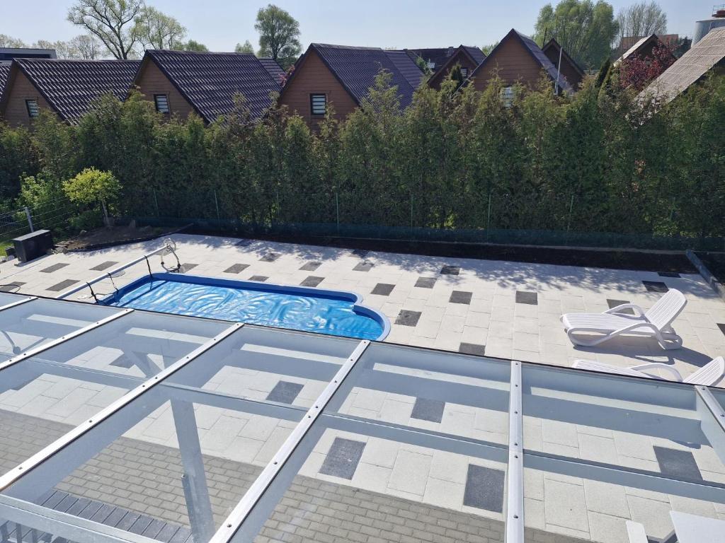 Bazén v ubytování A&M Apartamenty nebo v jeho okolí