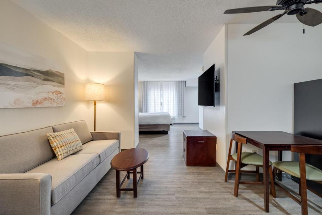 MySuites Lawton photo