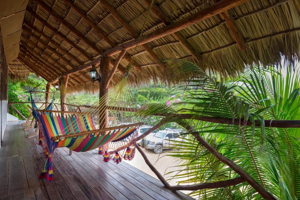 Finca Popoyo - Salle De Dortoir Mixte à 8 Lits
