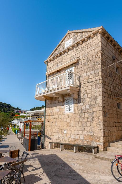 Budova, kde se apartmán nachází
