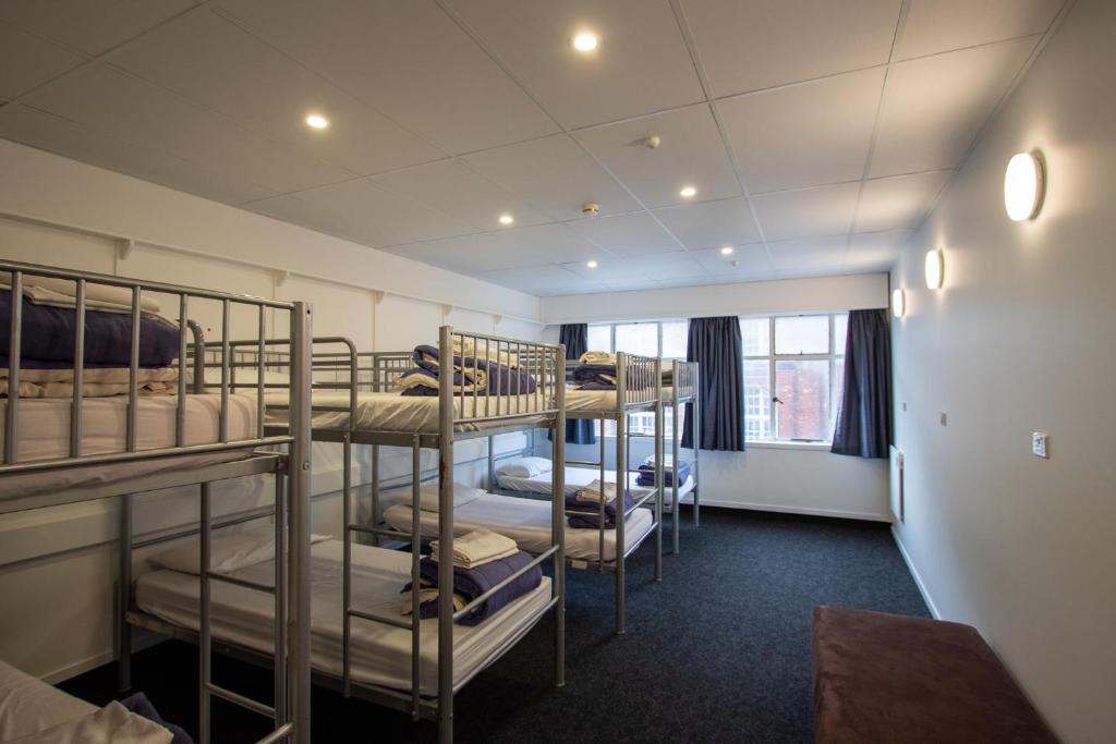 Hotel Waterloo & Backpackers - Resim 8