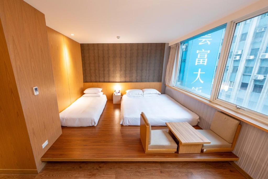 雲富大飯店 Hotel Cloud-ZhongShan - Japanese-Style Triple Room