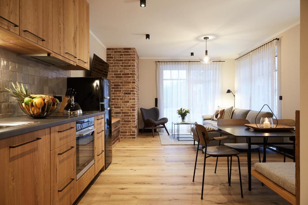 Η κουζίνα ή μικρή κουζίνα στο Binnendiek Haus 2 Superior-Apartment 1