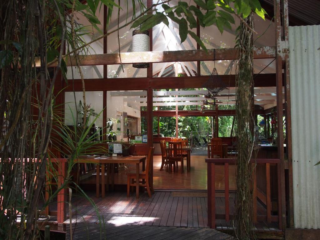 Restaurace v ubytování Daintree Wilderness Lodge