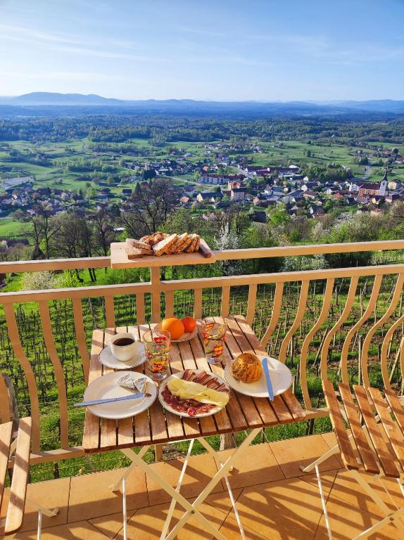 Zidanica-Vineyard Cottage Jakše - Holiday Home