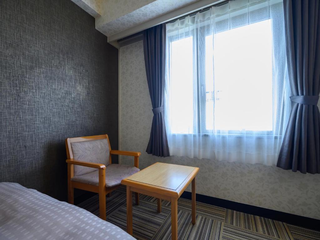 Hotel Green Park Suzuka - Quarto Duplo - Não Fumante