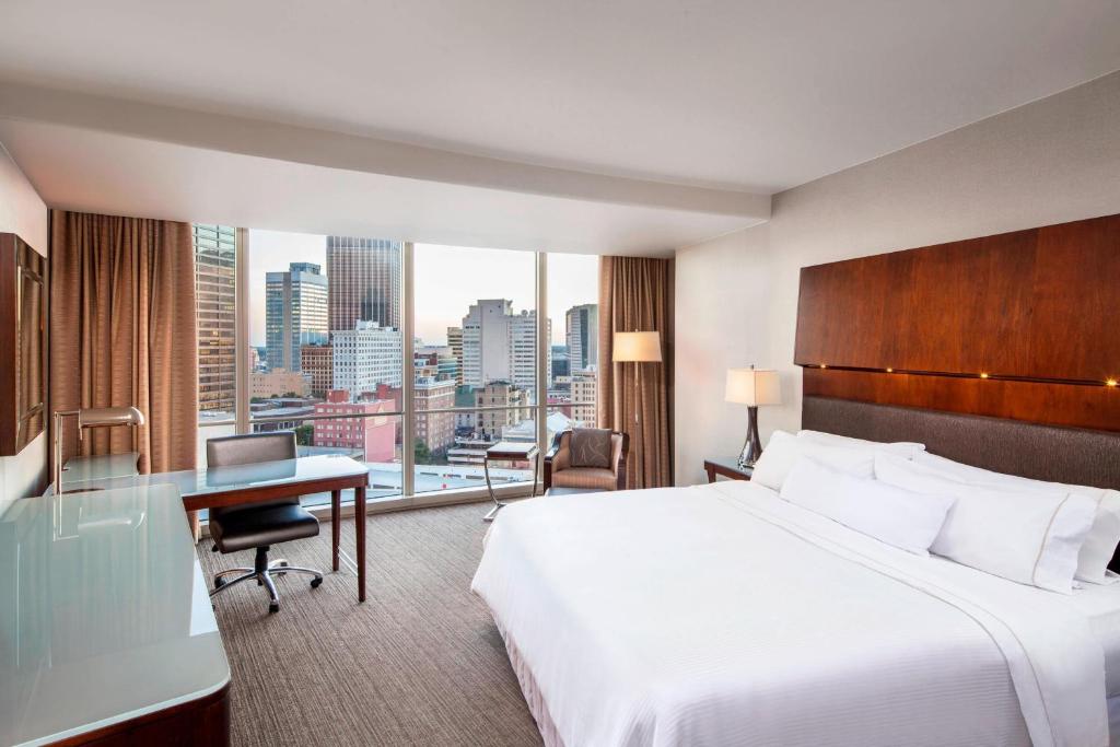 The Westin Peachtree Plaza, Atlanta photo