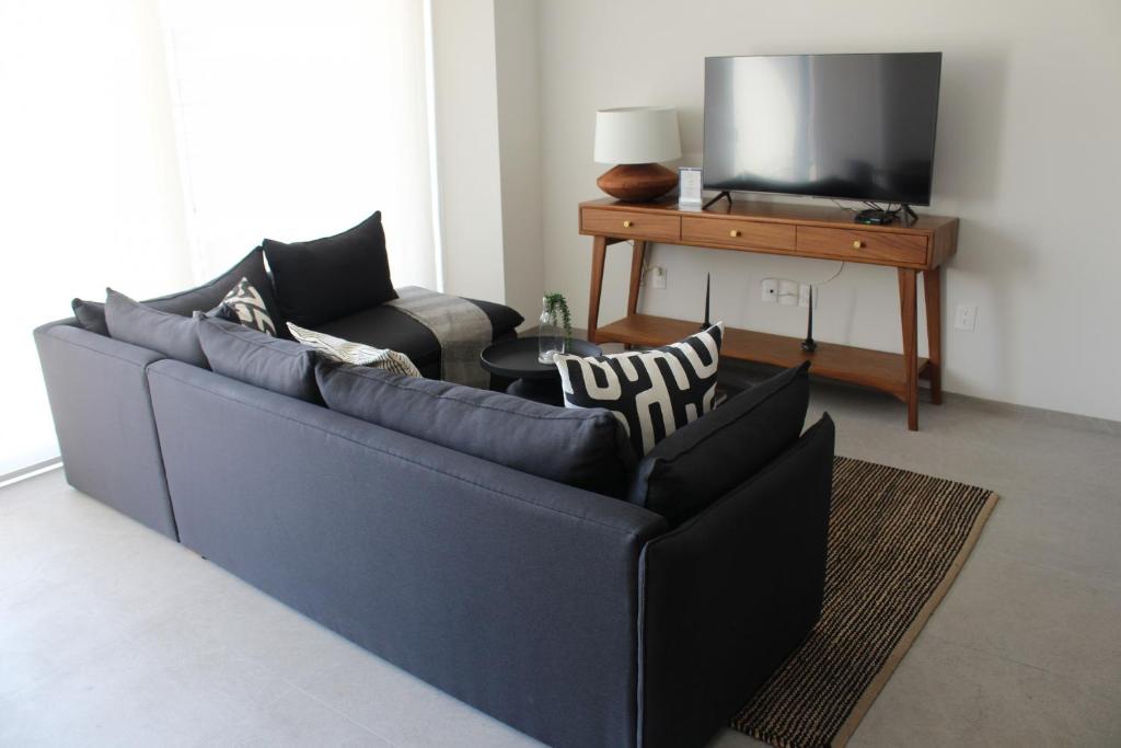 105 Downtown, Rooftop - Ocean View - Квартира