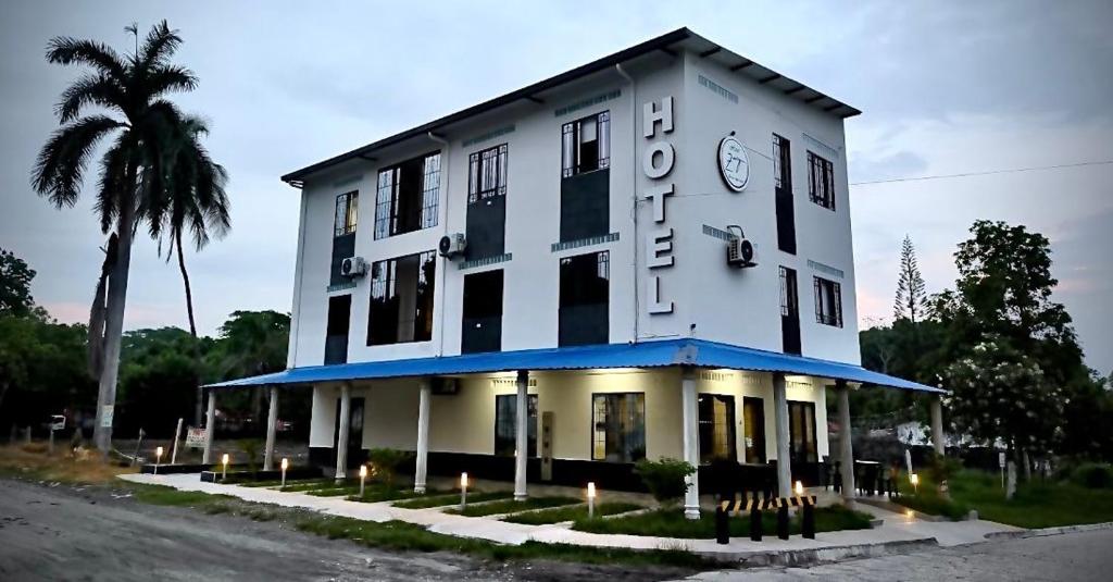 Budova, kde se hotel nachází