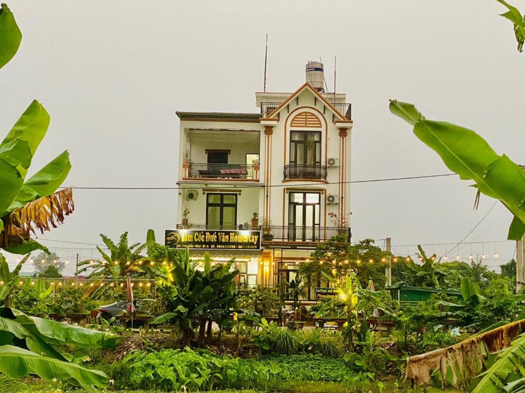 Zahrada ubytování TAM CỐC ĐỨC VÂN HOMESTAY