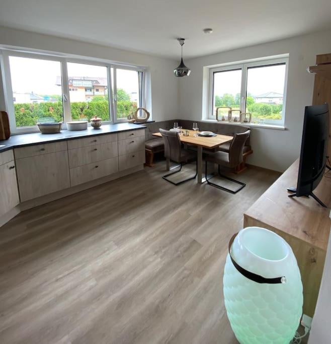 Fotografie z fotogalerie ubytování West shore Appartement v destinaci Faak am See