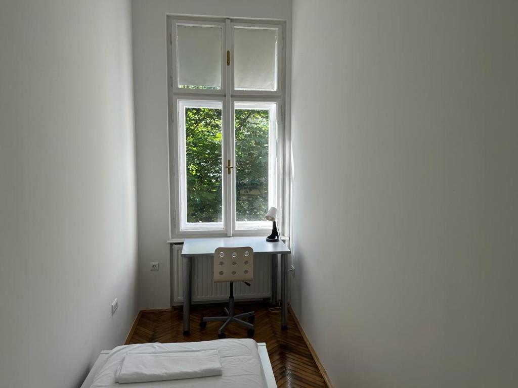 Noble Studio Apartments - 14