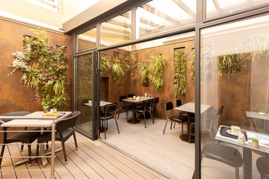 Kyriad Avignon - Palais des Papes - Resim 7