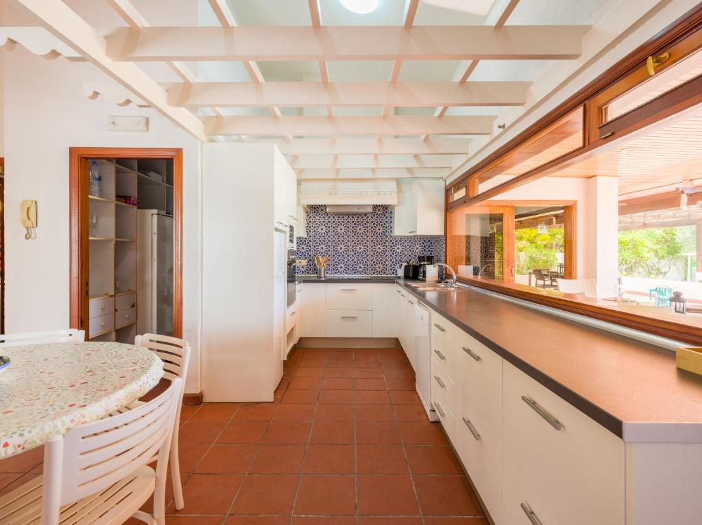 Kuchnia lub aneks kuchenny w obiekcie CASA GRAN CANARIA - Gran Canaria Stays