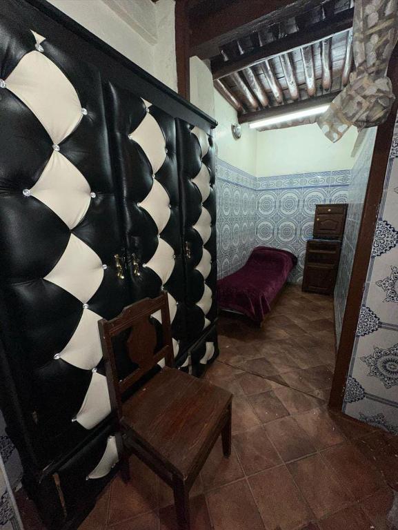 Postel nebo postele na pokoji v ubytování Maha's Riad