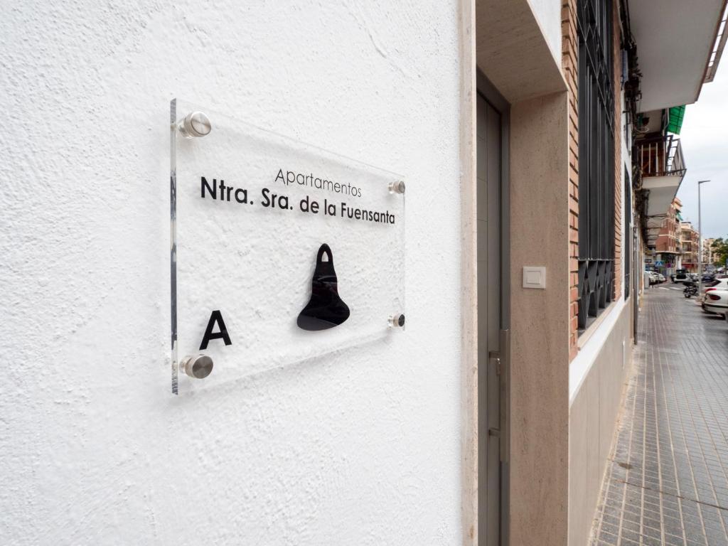 Apartamentos La Fuensanta - Housity