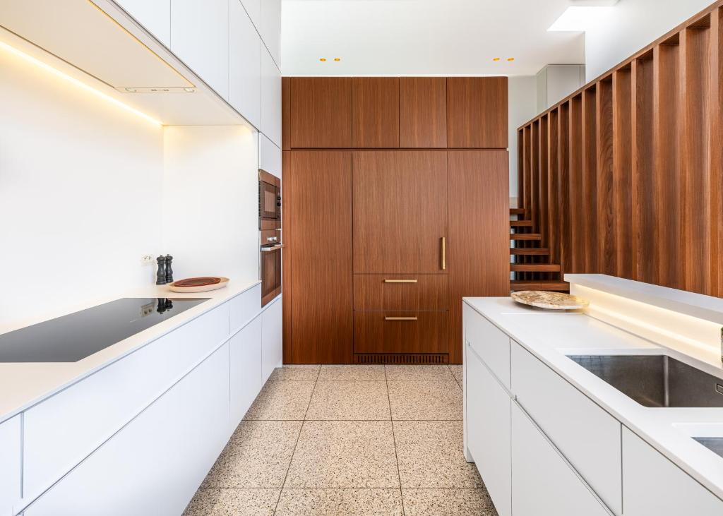 Kuchyň nebo kuchyňský kout v ubytování Villa Picasso - Lux Living
