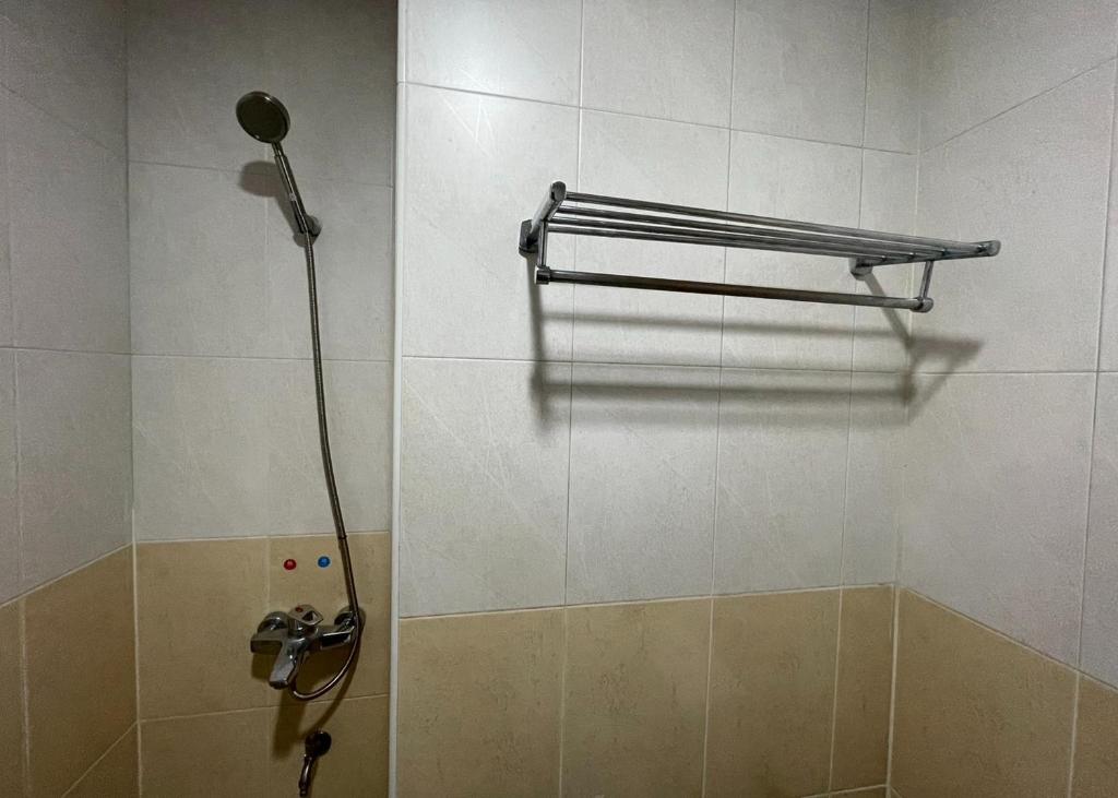 One World One Home Patong 1 - Resim 33