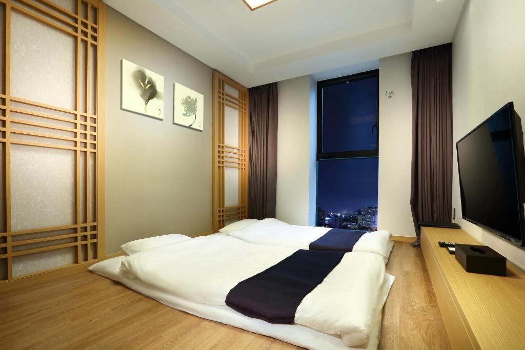 Hotel The One - Korean-Style Family Room