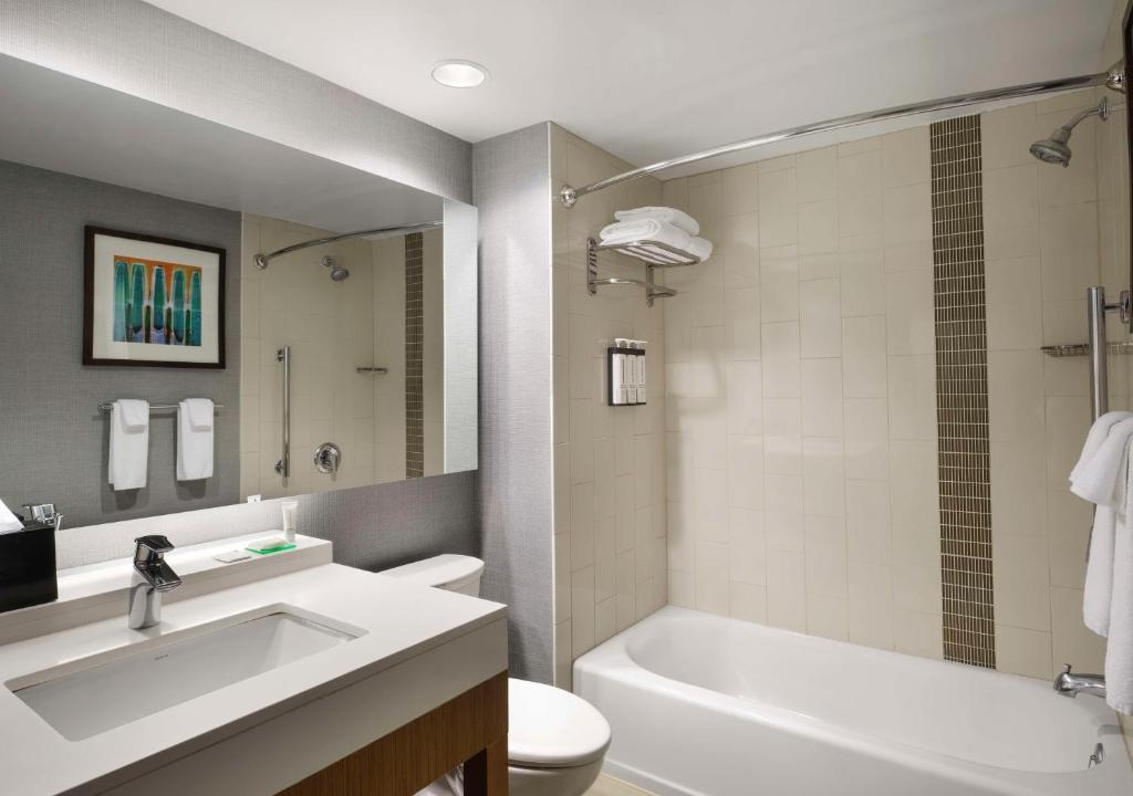 Hyatt Place Omaha/Downtown-Old Market - Room King Especializado Con Sofá Cama