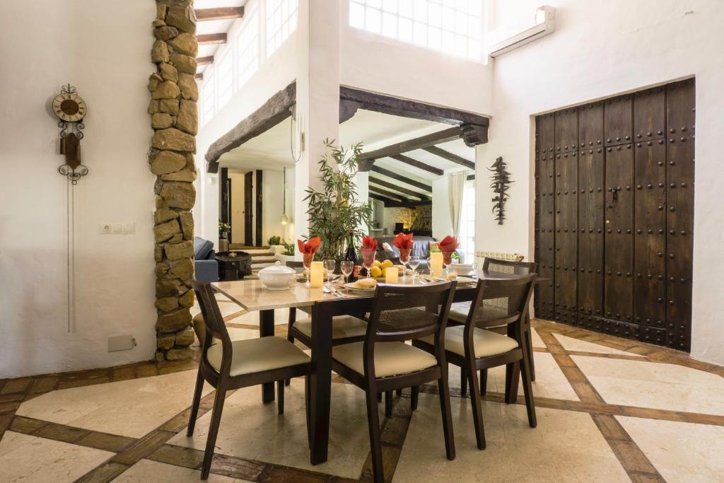 Zdjęcie z galerii obiektu Pool Villa Jazmin w mieście Estepona
