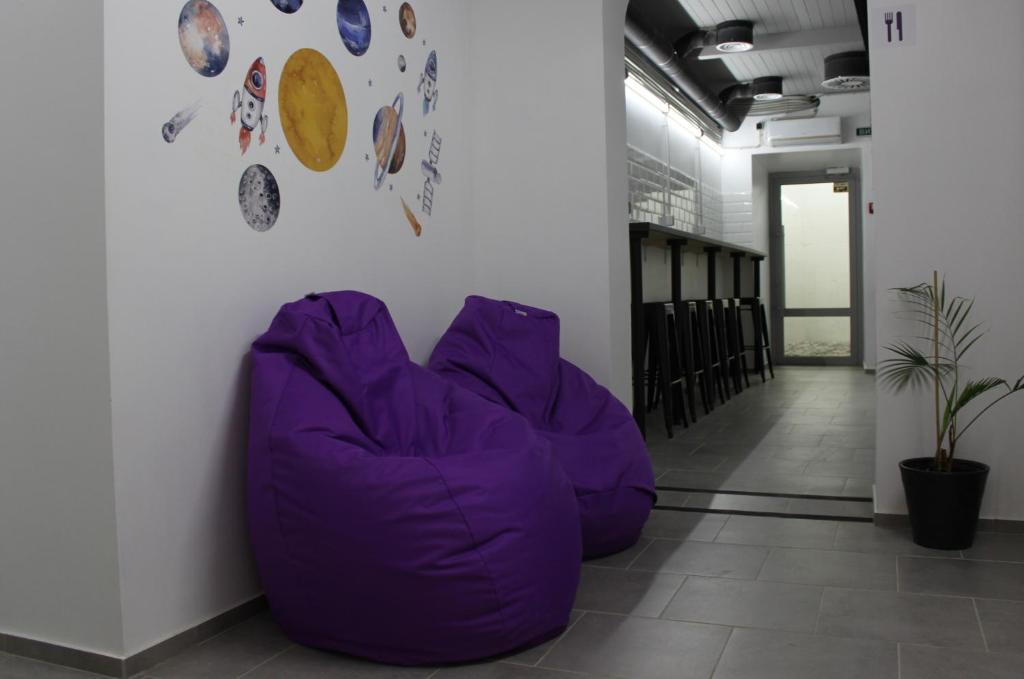 Posezení v ubytování AV-3 capsule hotel