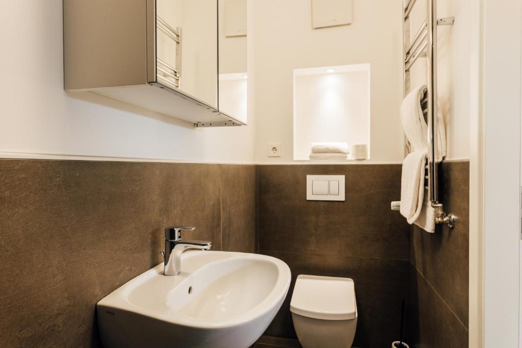 MYKY Aparthotel Harburg - Free Parking - Resim 3