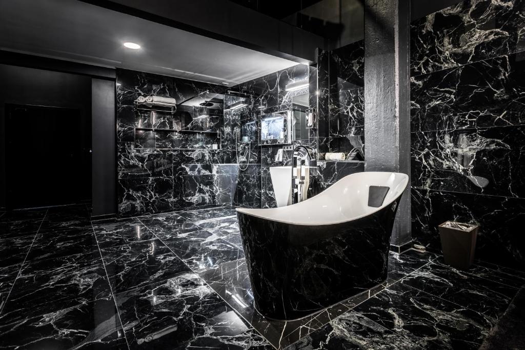 Black Hotels Köln - Resim 5