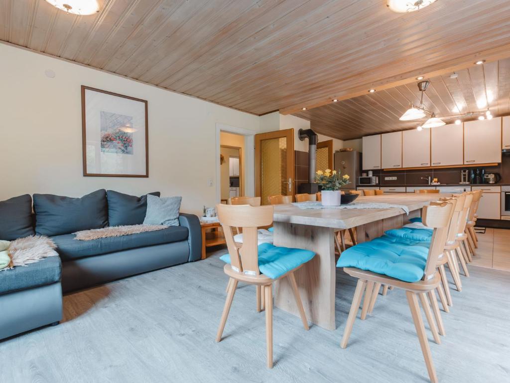 Kuchyň nebo kuchyňský kout v ubytování Holiday Home Bergfried by Interhome