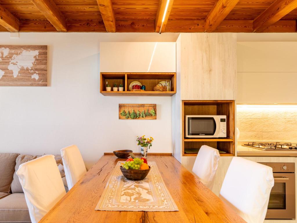 Kuchnia lub aneks kuchenny w obiekcie Holiday Home Marcello by Interhome