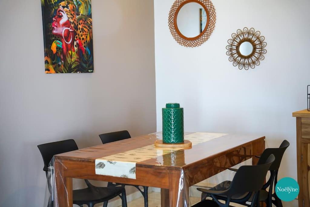 Fotografie z fotogalerie ubytování Villa Noëlyne v destinaci Le Robert