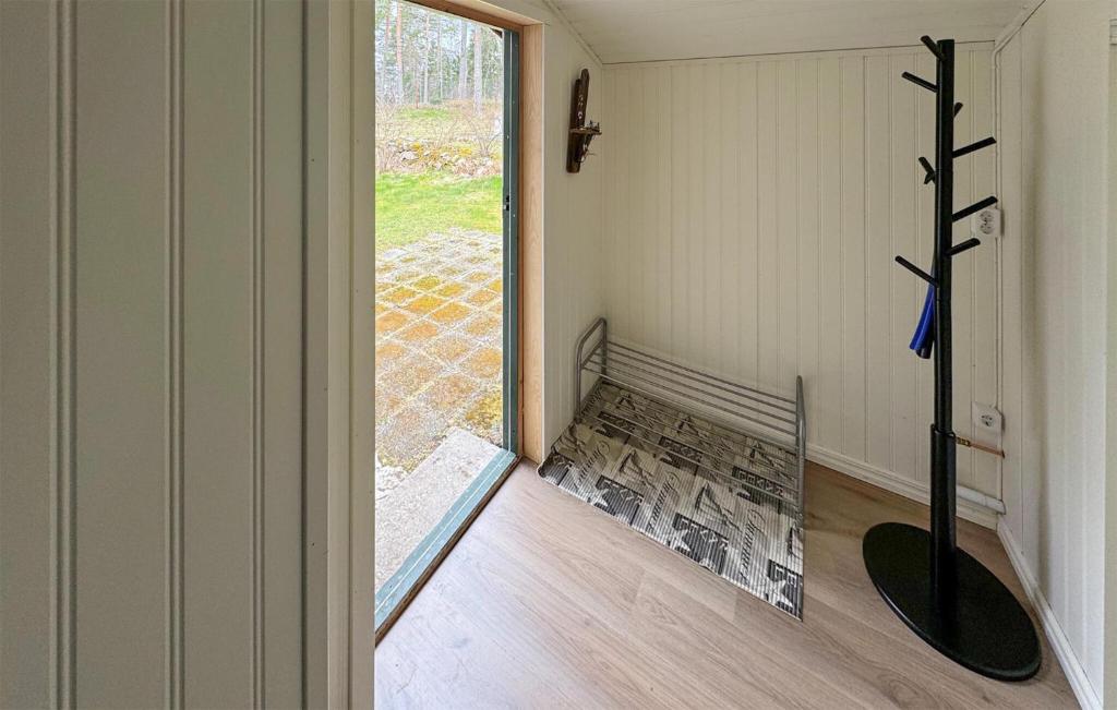 Fotografie z fotogalerie ubytování Cozy Home In Åmål With Wifi v destinaci Åmål