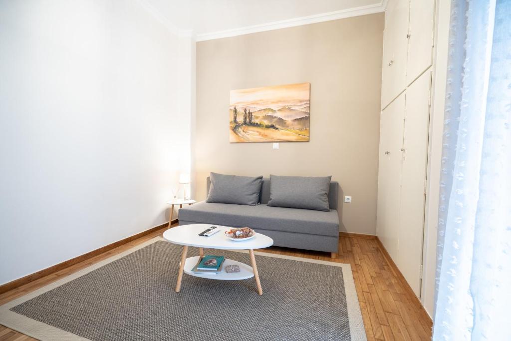 kato patisia cozy apartment for 2 persons by MPS, Athens (updated