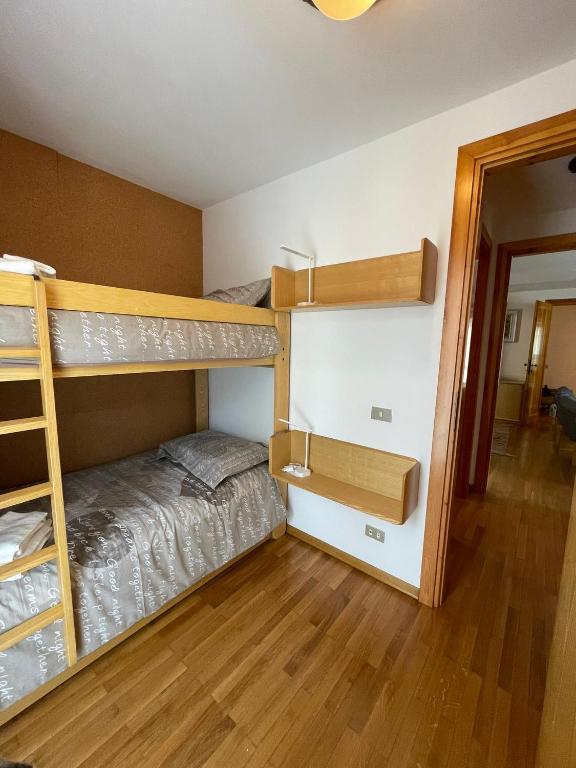Chalet Le Case, Madonna di Campiglio — foto della struttura 2