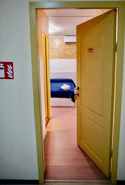 Postel nebo postele na pokoji v ubytování Cazare Alfredo