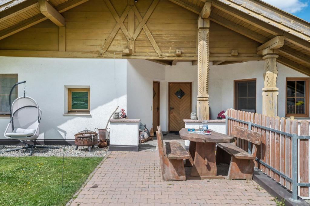 Patio nebo venkovní prostory v ubytování Stofnerhof Wohnung Neu