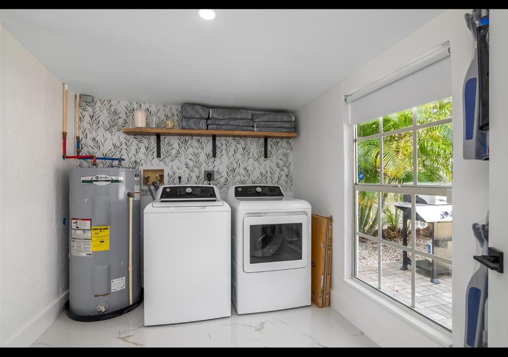 Kuchyň nebo kuchyňský kout v ubytování Chic Naples cottage 7 min from the beach