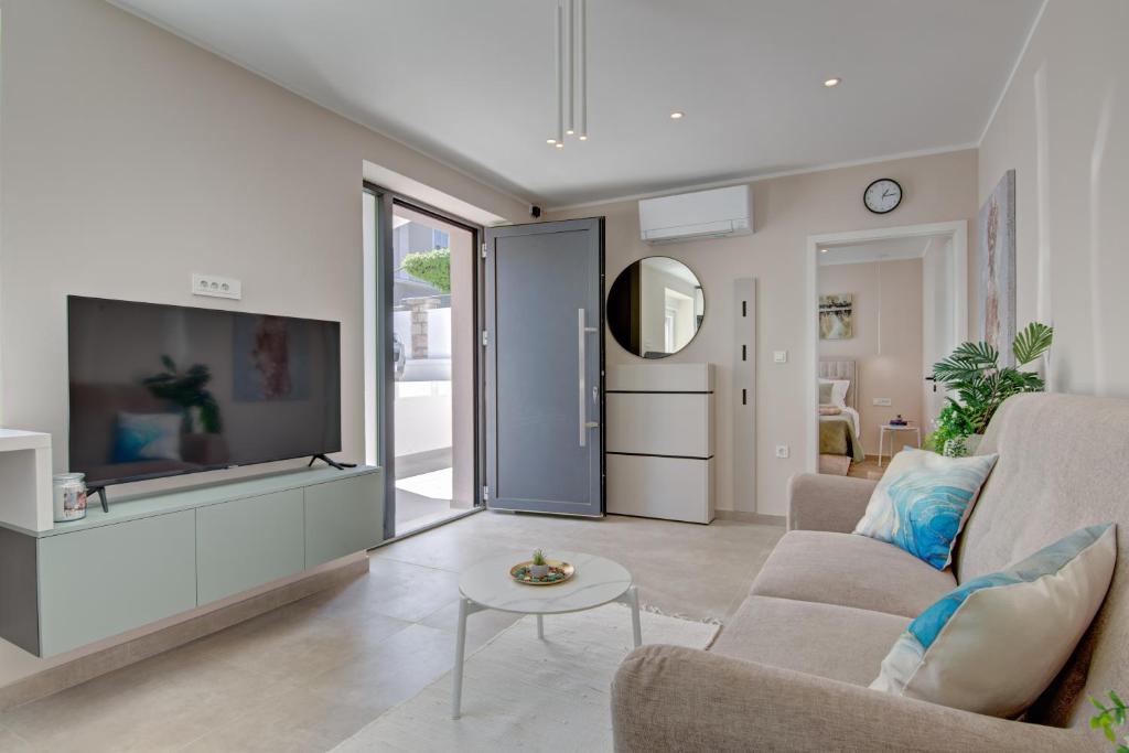 Delux apartment ANGIE with FREE parking