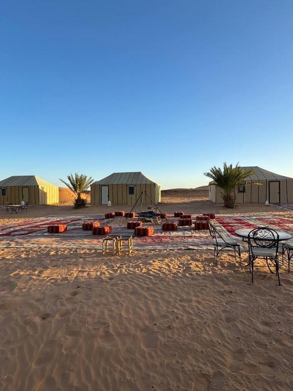 Příroda nedaleko luxury tent