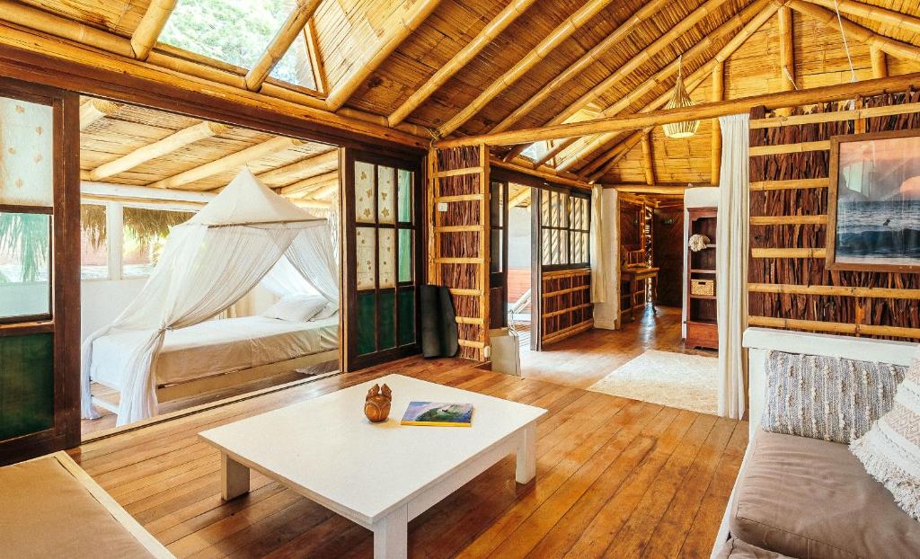 Postel nebo postele na pokoji v ubytování La Maison Eco House & Yoga