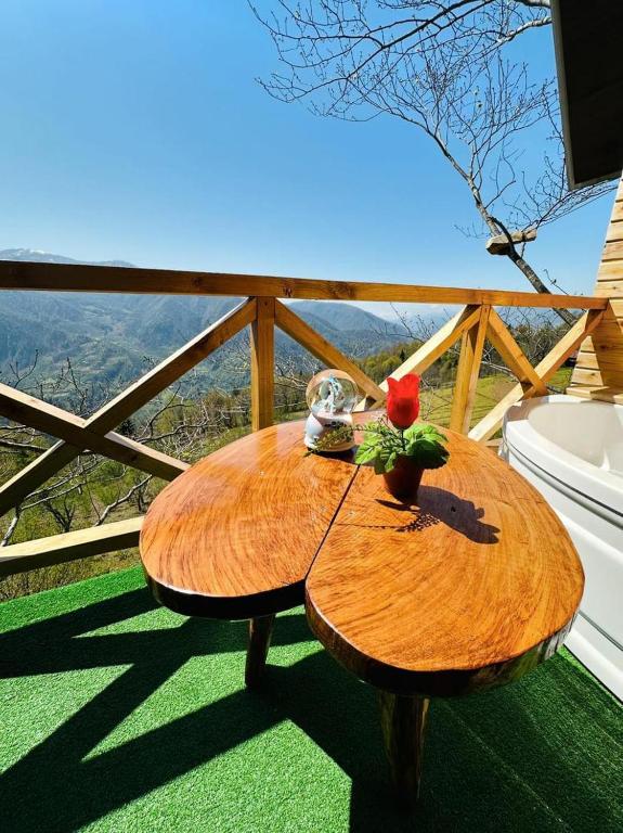 Balkón nebo terasa v ubytování Eco Cottage Panorama Merisi