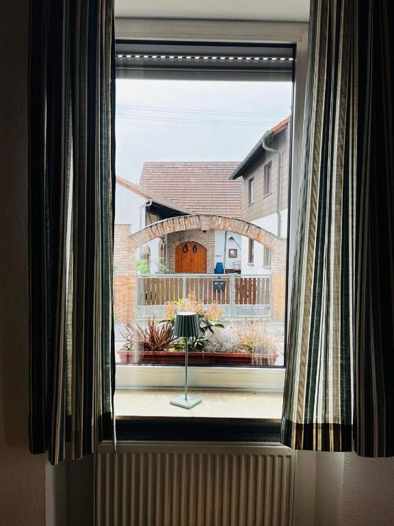 Fotografie z fotogalerie ubytování Landgasthof zur Sonne I Hotel & Restaurant v destinaci Neuburg