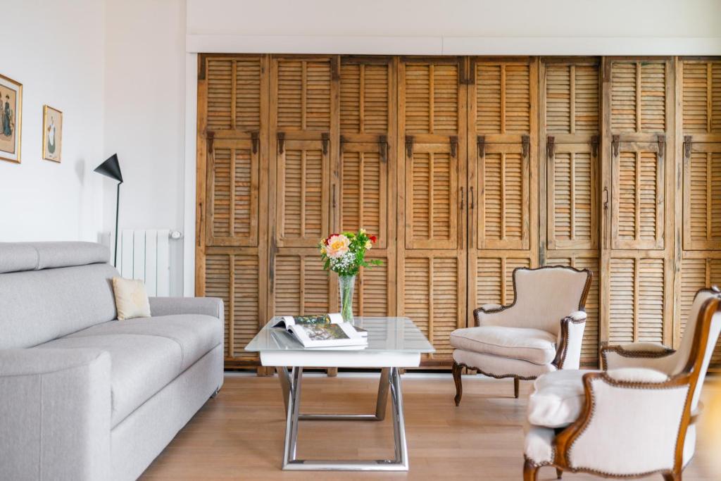 La Fabrique à Poupées - Chambres et Appartements de charme au coeur de Menton - Superior Apartment Mit Balkon
