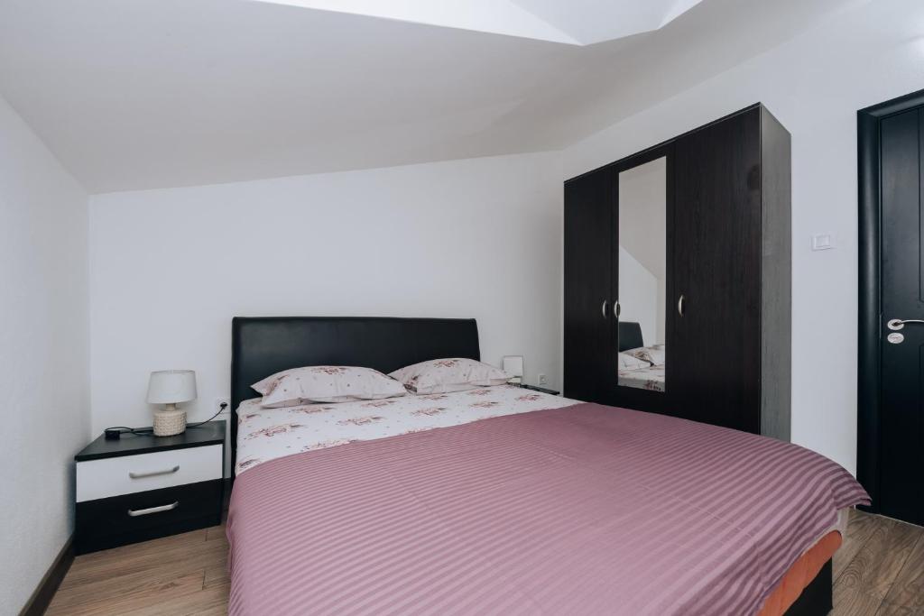 Paradise Bay Apartments - 7