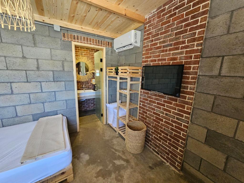 Postel nebo postele na pokoji v ubytování Lily's motel