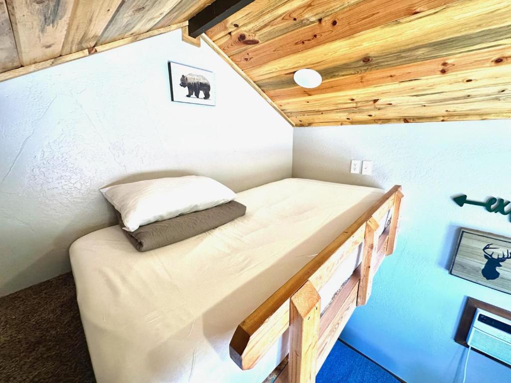 Gooseberry Lodges Zion National Park Area - Habitación Doble Con Baño Compartido