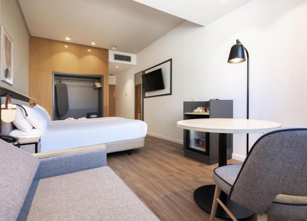 Hotel Málaga Alameda Centro Affiliated by Meliá - Resim 22