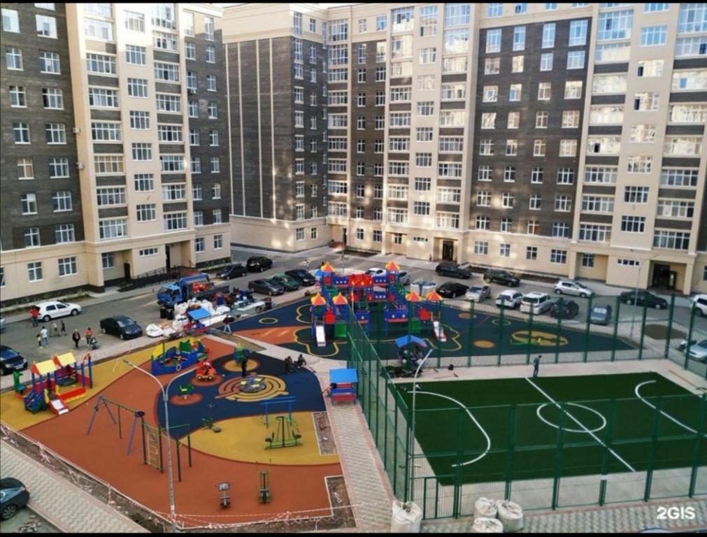 Ο χώρος παιχνιδιού για παιδιά στο A-Six Apartment ЖК "Новый Степной"
