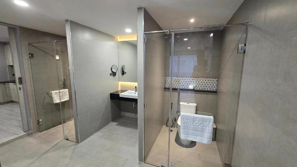 
Suite with Pool View
