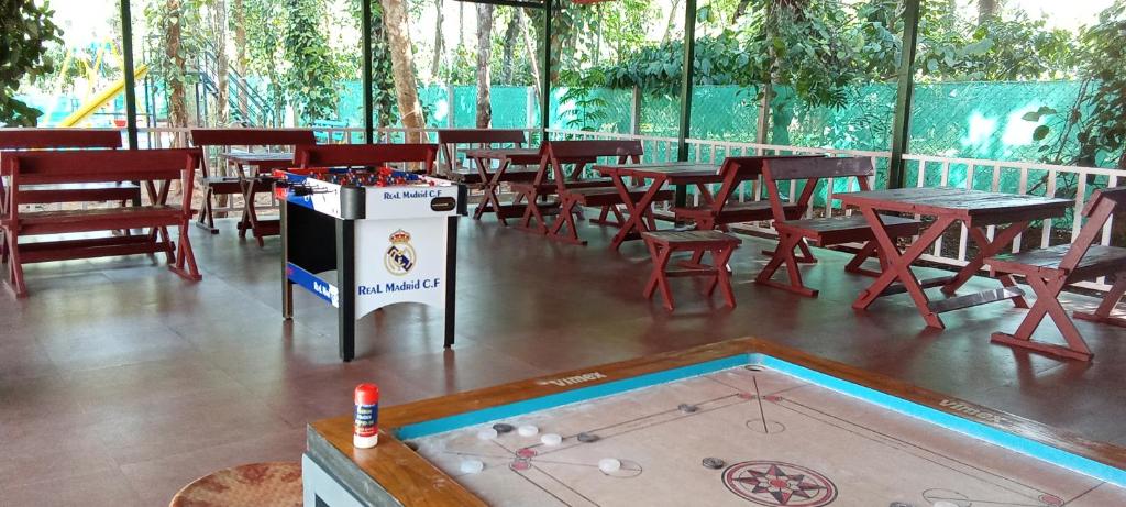 Restoran või mõni muu söögikoht majutusasutuses Le Vista Resort